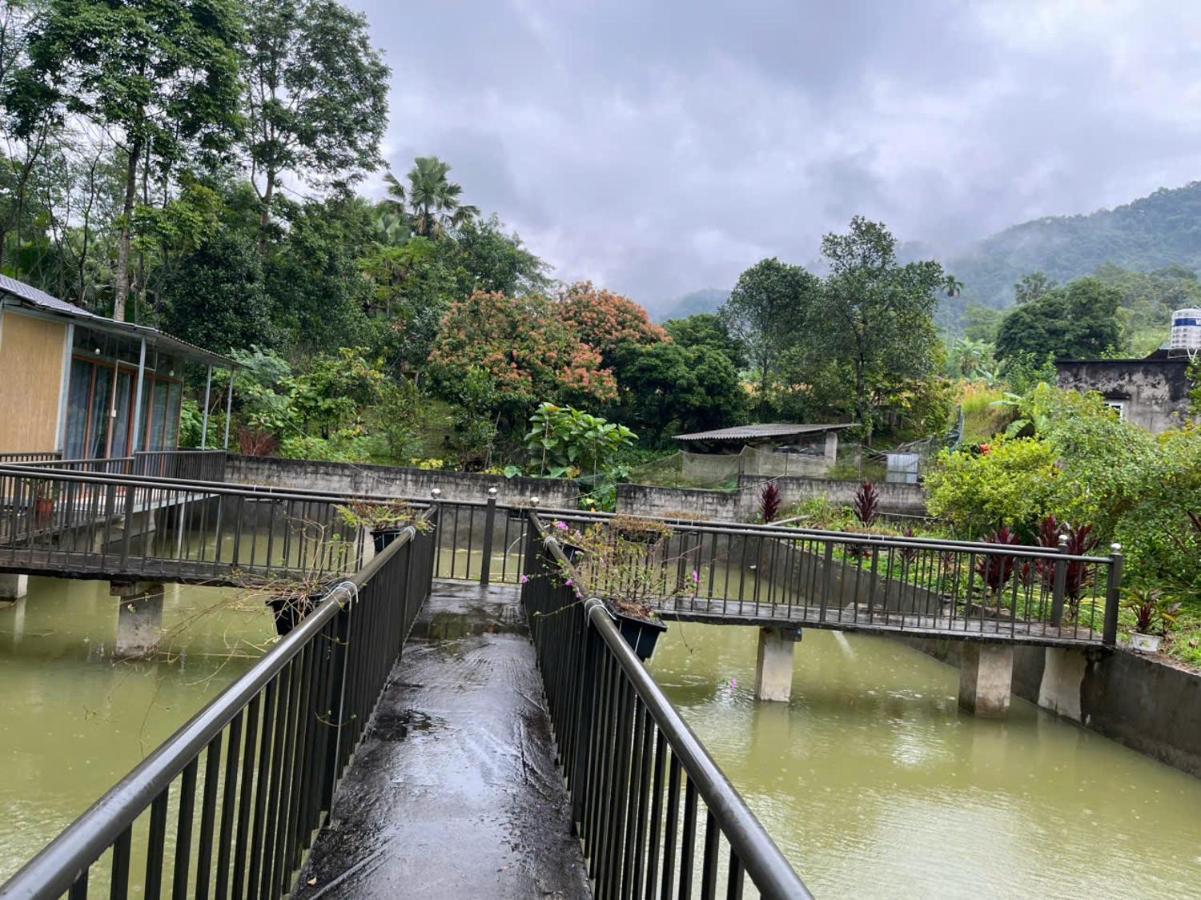 Tay Farmhouse - Bed and Breakfast Hà Giang