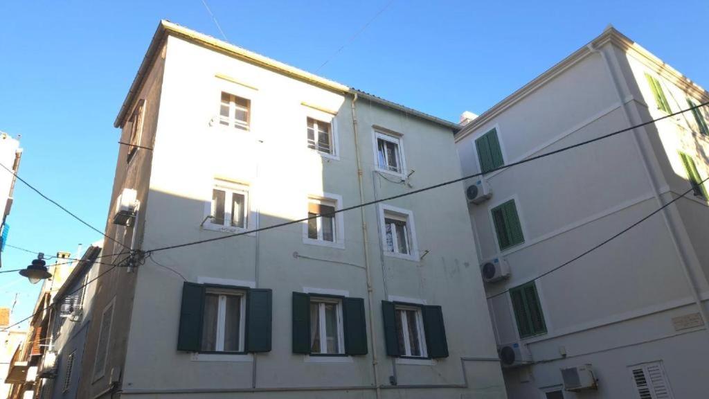 Apartment Aldora - Bed and Breakfast Zadar