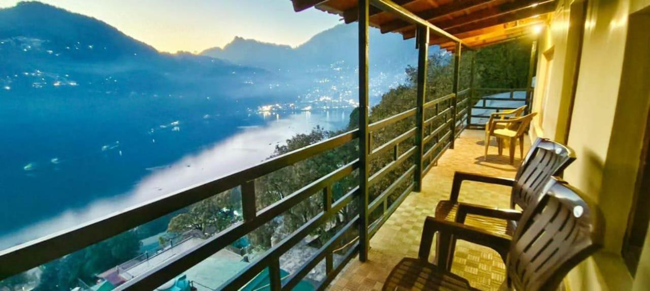 Lake View Stays Nainital - B&B Naini Tāl