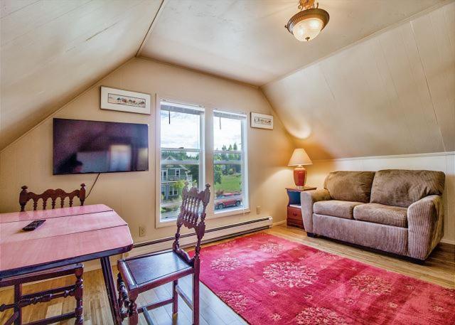 Peter Jensen House - B&B