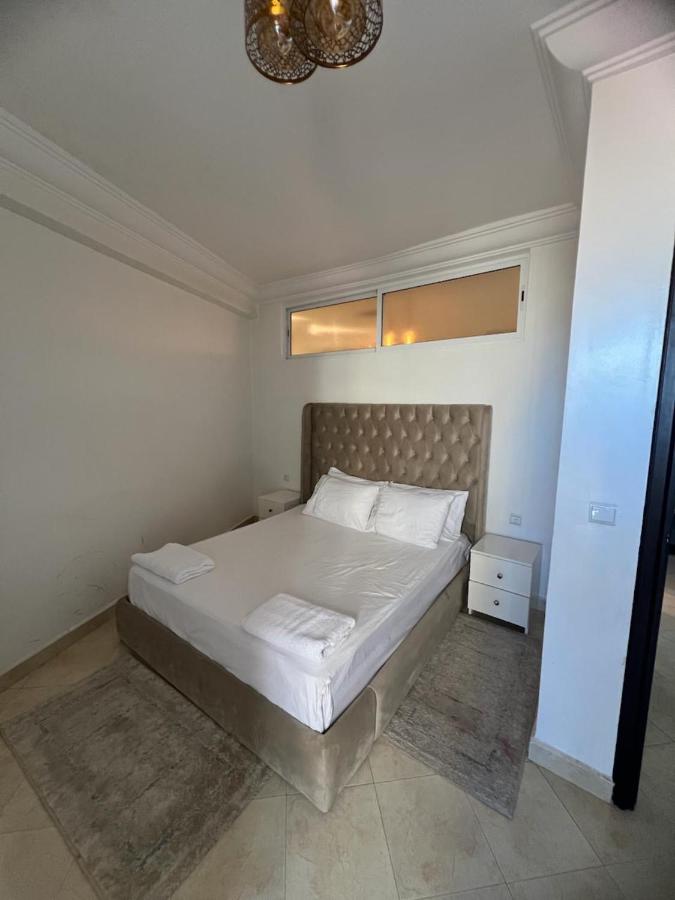 Tanger 3 appartement familly 2 min Gare TGV cournich - B&B Tangeri