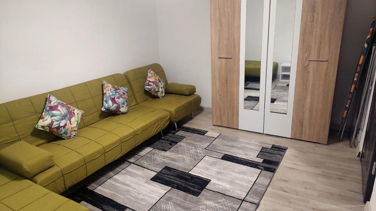 SWEET TOUCH srl - B&B Craiova