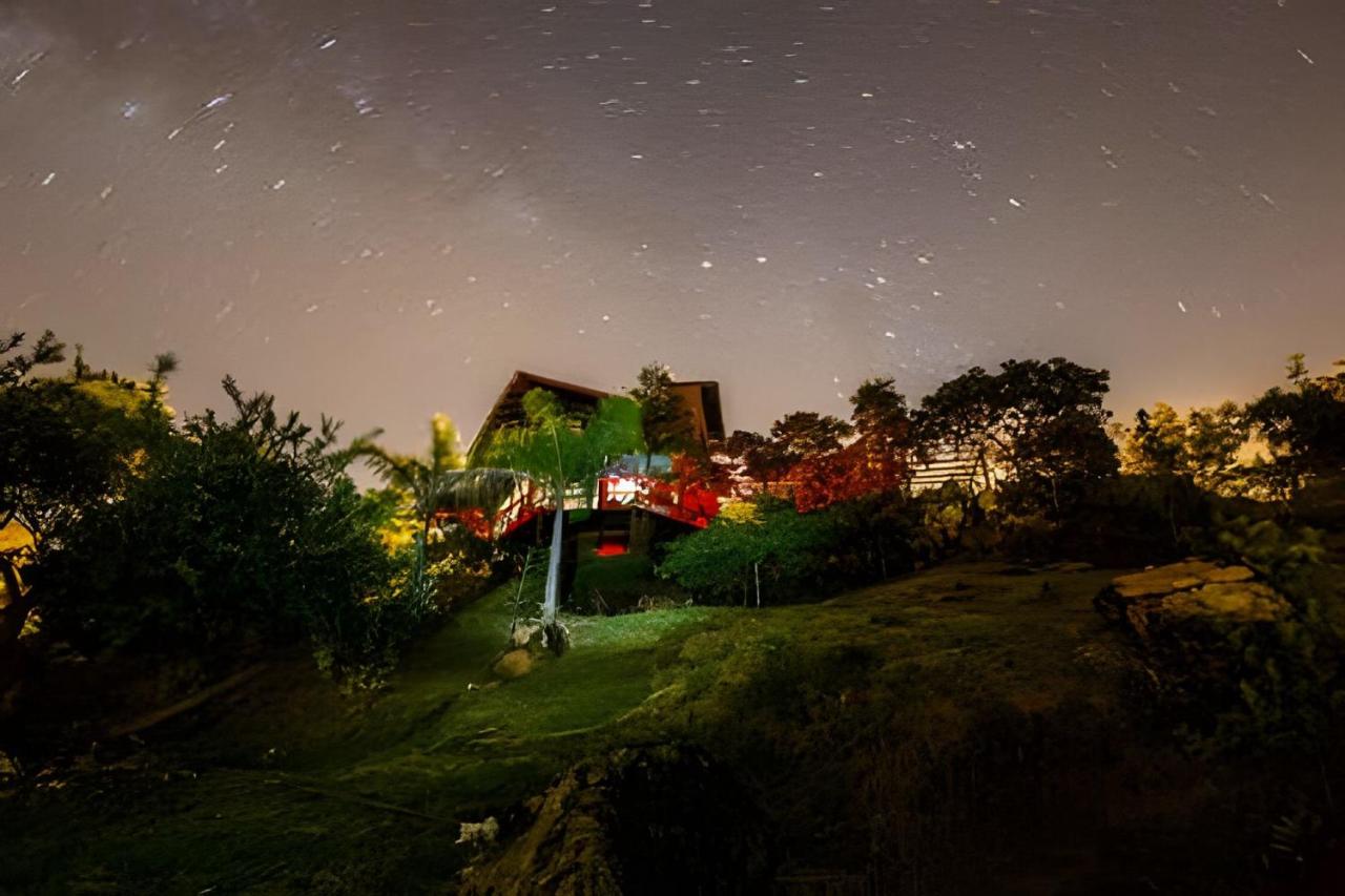 Vista deslumbrante, lugar mágico! - B&B Sobradinho II