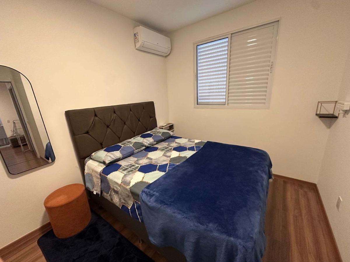 Ap com piscina e garagem prox do lago e shopping - B&B Toledo