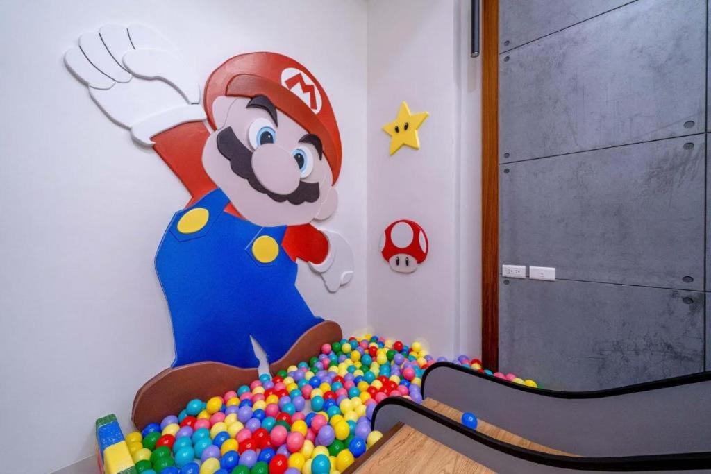 Queen Room with Shared Bathroom