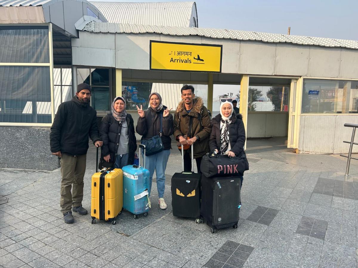 VIBEs OF KASHMIR - B&B Srinagar