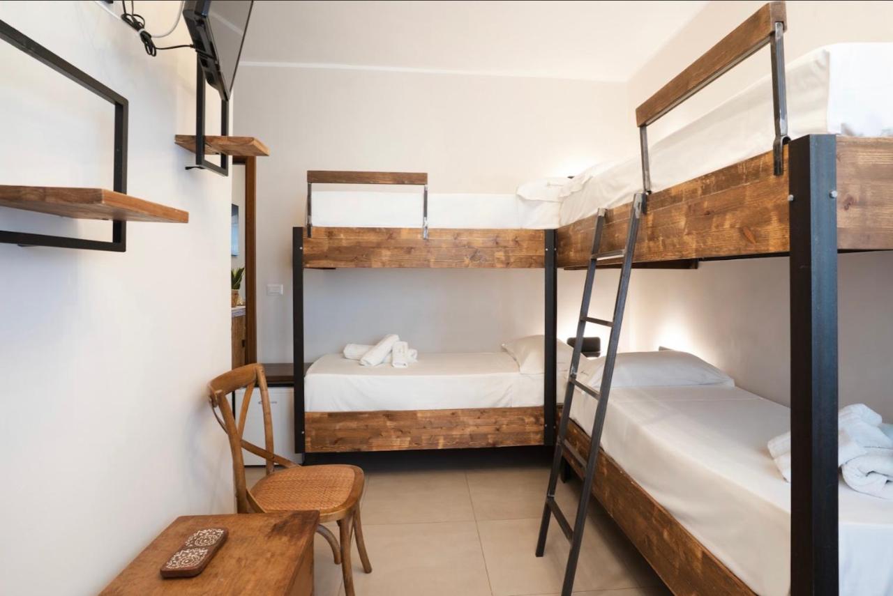 Quadruple Room with Private Bathroom