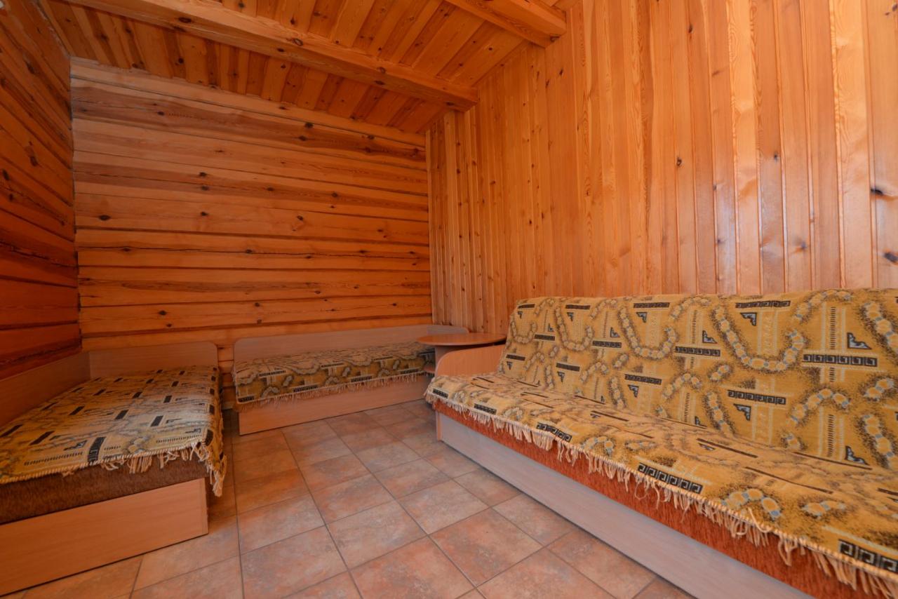 Twin Room with Shared Bathroom