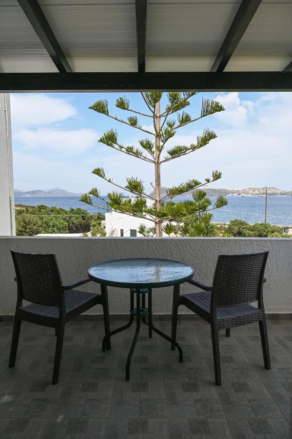 Doppelzimmer mit Balkon und Meerblick