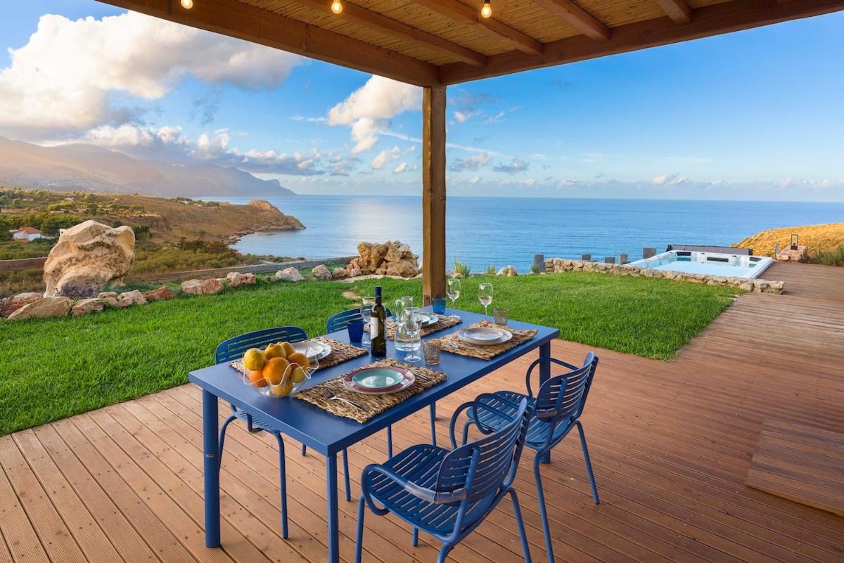 Villa Corallo Cala Bianca - Bed and Breakfast Castellammare del Golfo