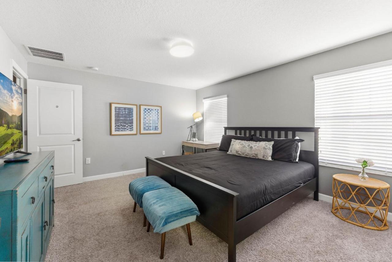 Relaxing 4BR Villa with Pool in Champions Gate - B&B Davenport