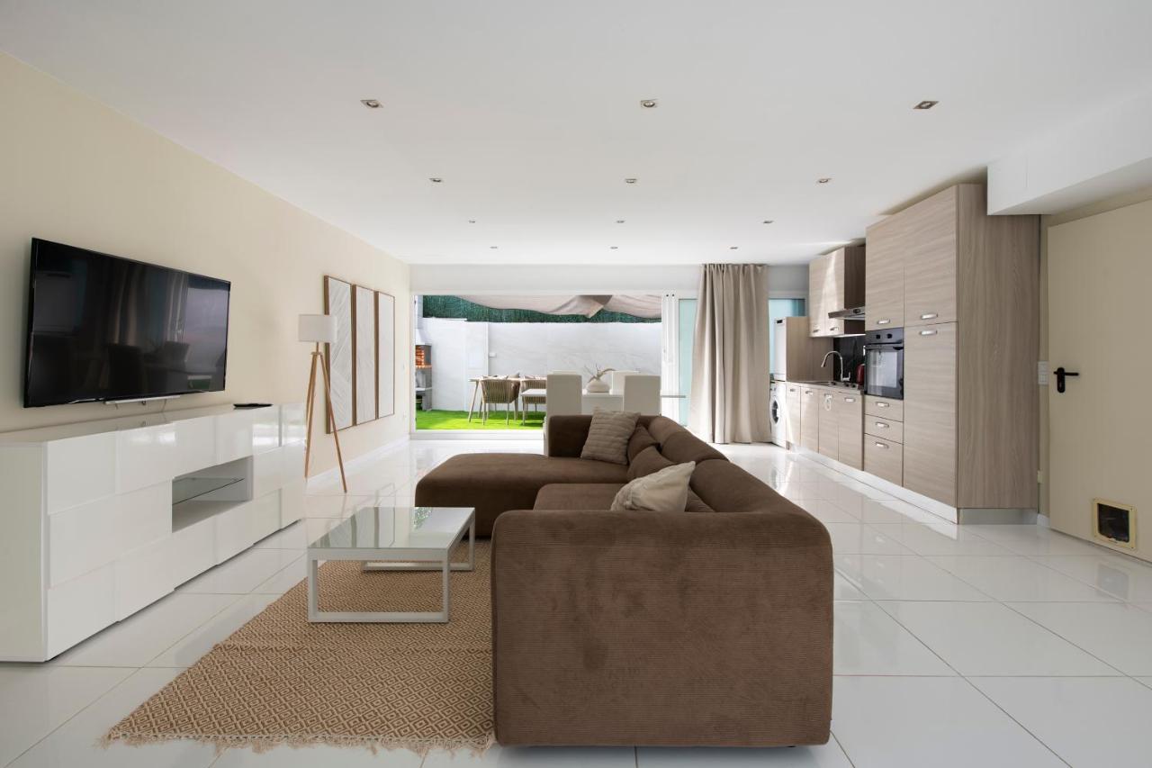 PLAYA a 3 minutos Parking barbacoa Apartamento en Castelldefels - B&B Castelldefels