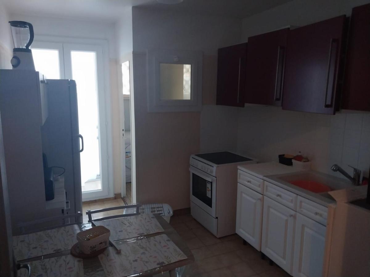 F5 lumineux et moderne Le confort parfait pour familles et couples, Perpignan - B&B Perpignano