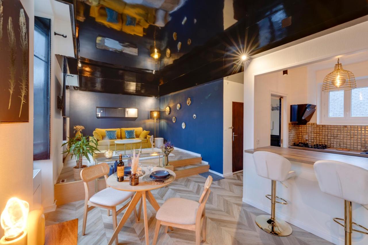 L'Appart Cosy- Hyper centre- Vue sur la collégiale - B&B Brive-la-Gaillarde