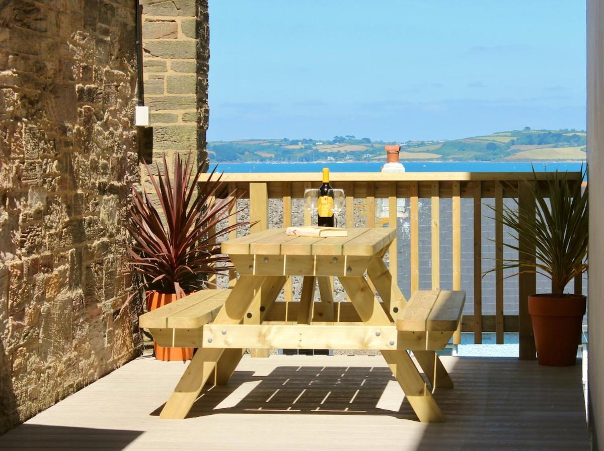 The Quaker Hall - Private Deck - Stunning Views - B&B Falmouth