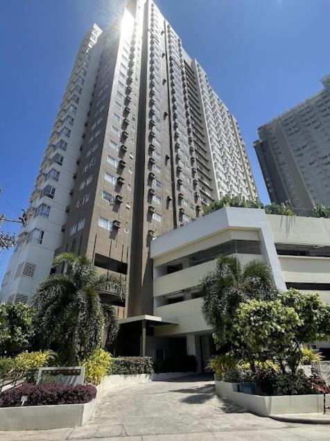 Aspira City view Studio, Fast Wi-Fi & Netflix - Chambres d’hôtes Cagayán de Oro