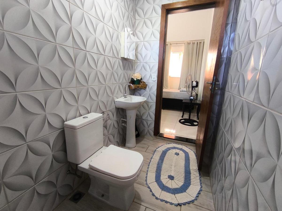 Casa Agradável, Arejada, Espaçosa, Perto de Tudo - B&B Londrina