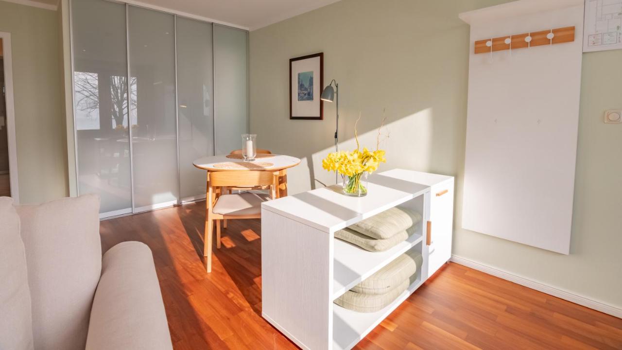 Studio Apartment with Sea View 7