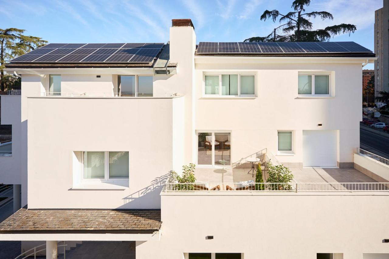 SENIOR LIVING - Villas Harmonices Mirasierra - Ferienwohnung Madrid