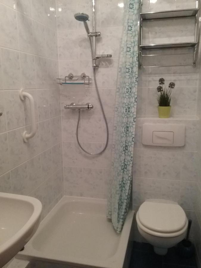 Ferienwohnung Paula, Kluis - B&B Gagern