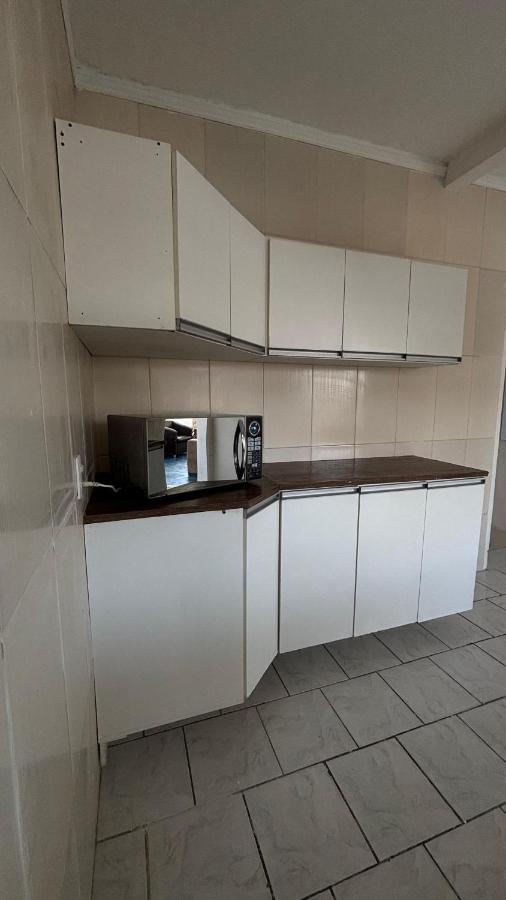 Driepersoonskamer met Eigen Badkamer