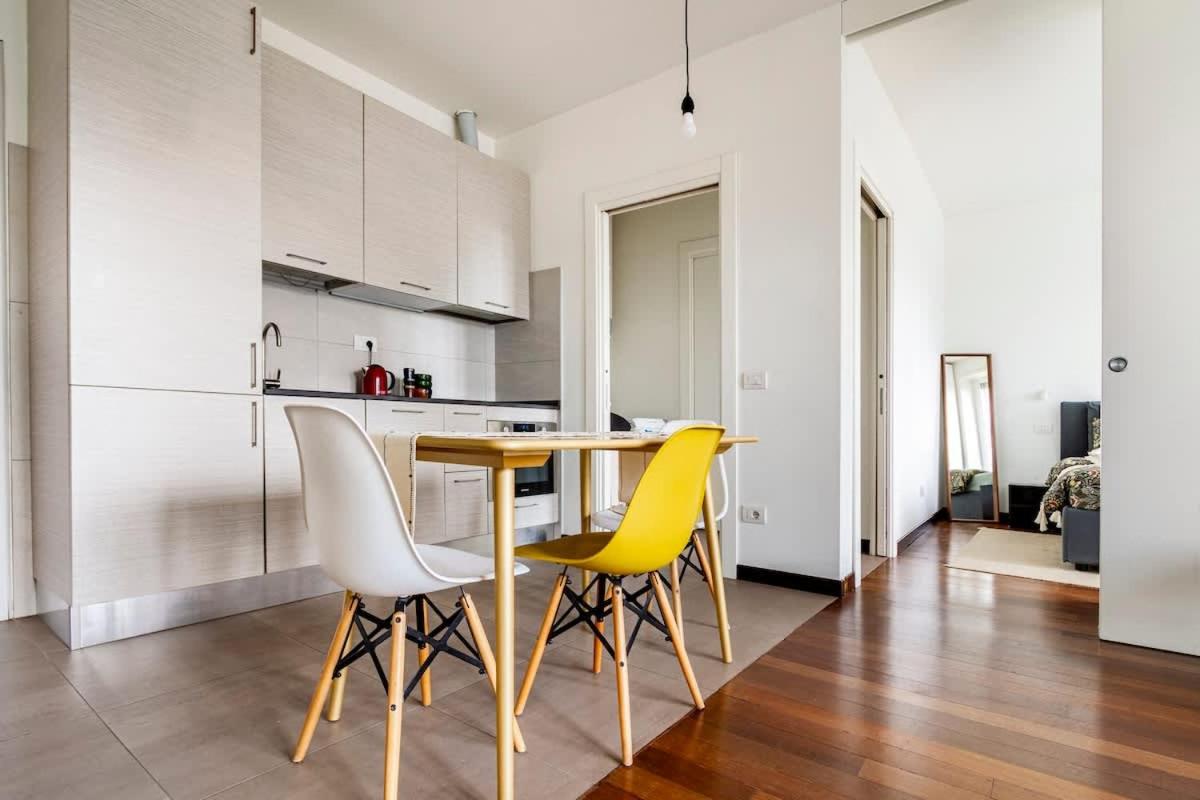 Amazing view exclusive 9th floor apartment - Ferienwohnung Mailand