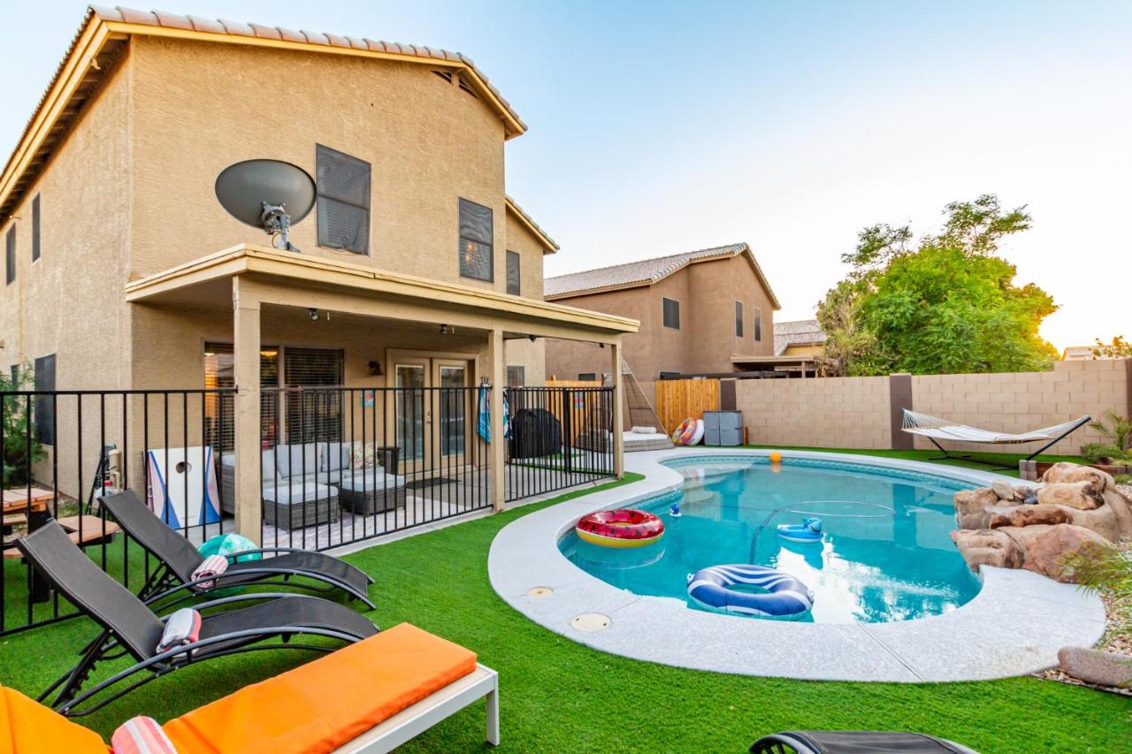 Family Fun House Close to Everything - Ferienwohnung Peoria
