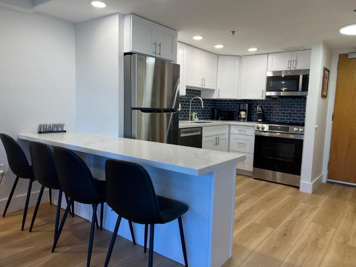 Ilikai Tower 1936 condo - B&B Honolulu