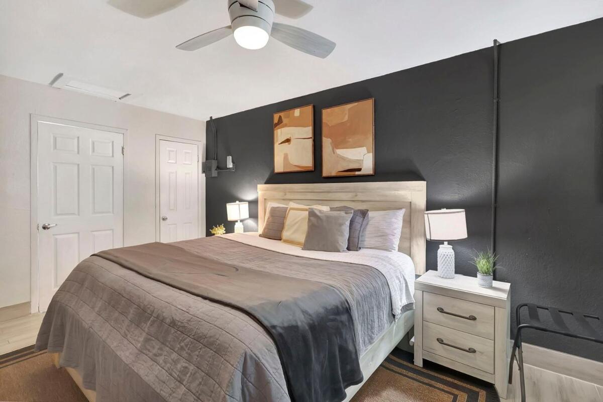 Special - Xtra Comfy - King Bed - Ferienwohnung Pahokee