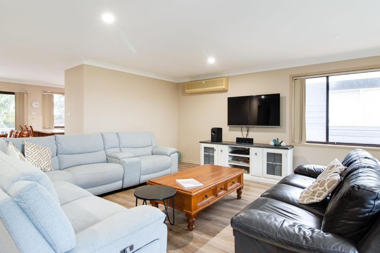 Hill Top Water and Bush Views - B&B Sussex Inlet