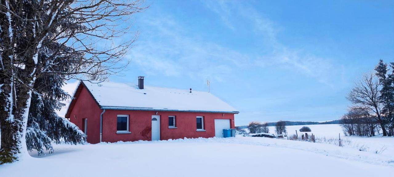 Maison plain-pied Calme et Nature - Bed and Breakfast Cuvier
