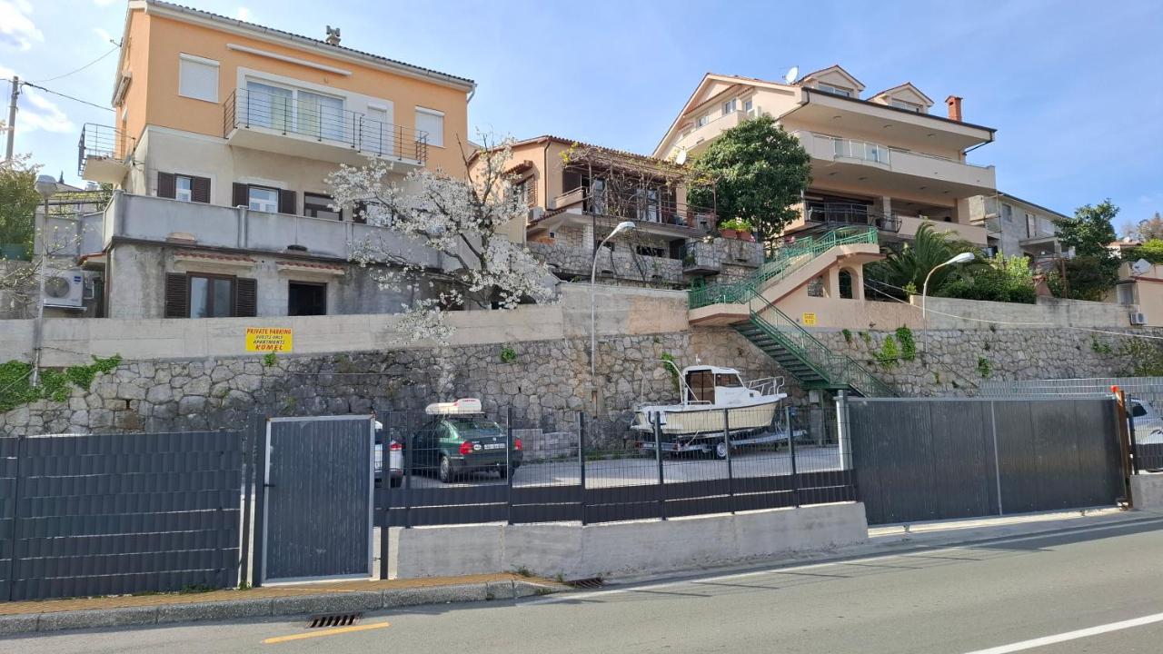 Two-Bedroom Apartment with Terrace and Sea View