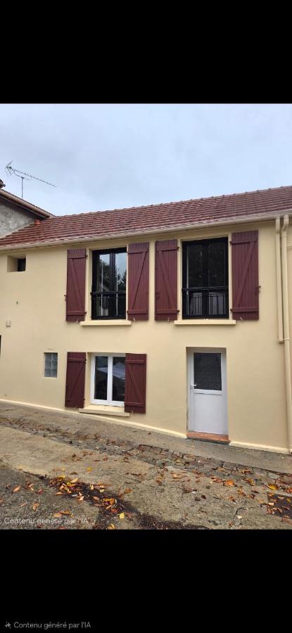 Le Perchoir " Une nuit suspendu dans le temps" - Bed and Breakfast Chessy