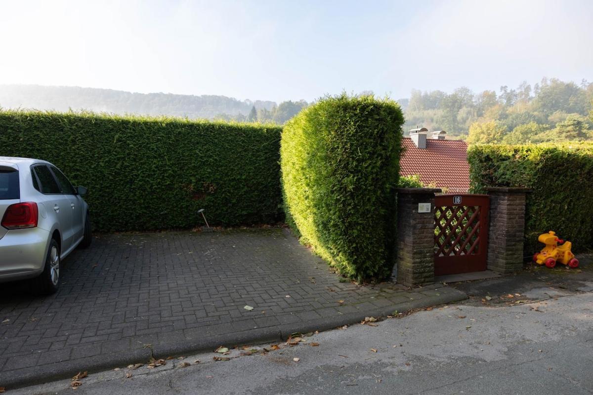 Naturidyll im Grünen mit vielen Sehenswürdigkeiten - Ferienwohnung Detmold