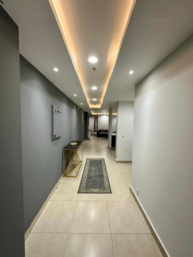 Classic One-Bedroom Apartment with King Bed