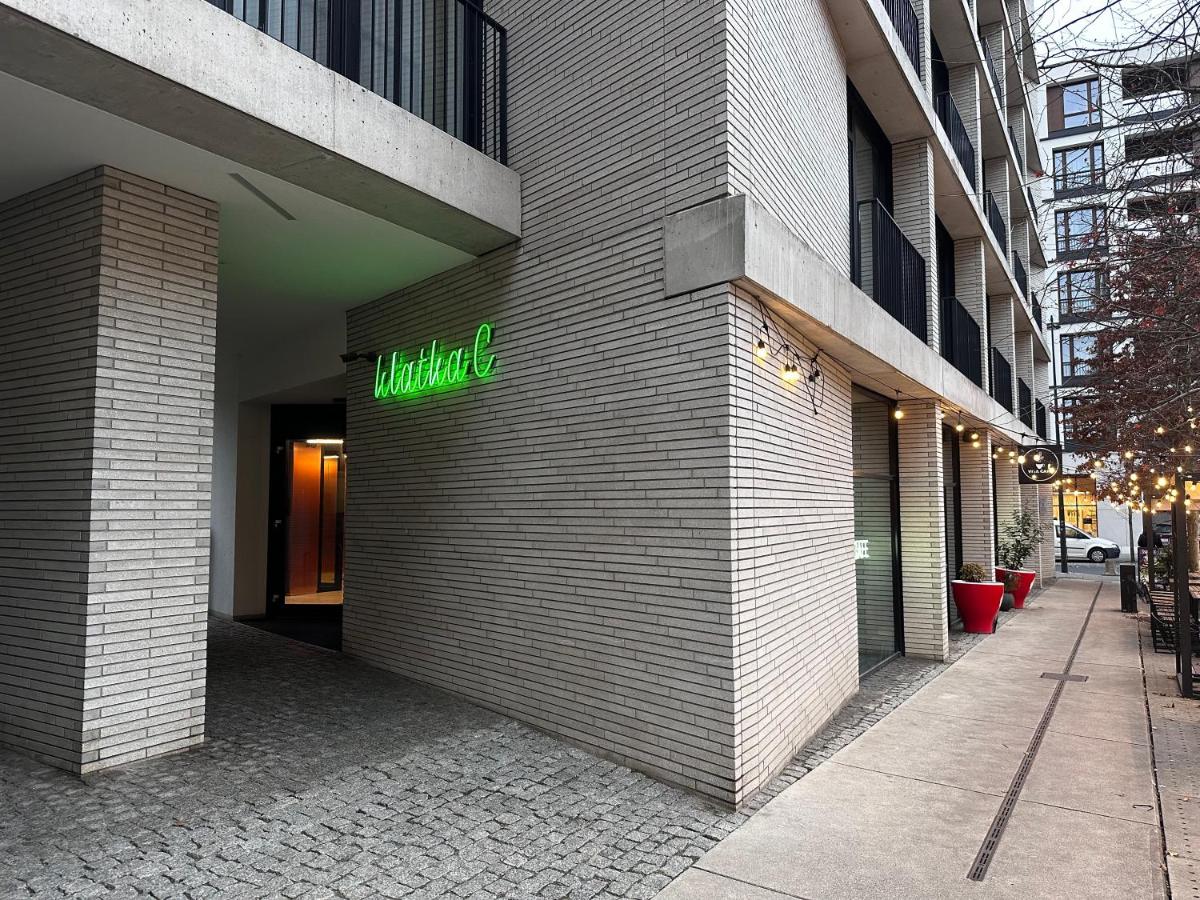 Modern Studio in the Heart of Browary Warszawskie, Beautiful View and Free Netflix - Chambres d'hôtes Varsovie