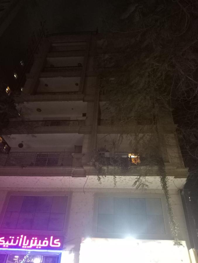 شقة مفروشة فى اقوى لوكشين فى المهندسين فيو حمامات سباحة نادى الترسانة موقع مميز وبقرب من جميع الخدمات - Chambres d'hôtes Le Caire