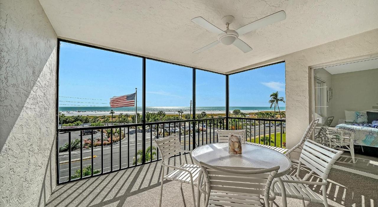Crescent Royale Condominiums 4A - B&B Siesta Key