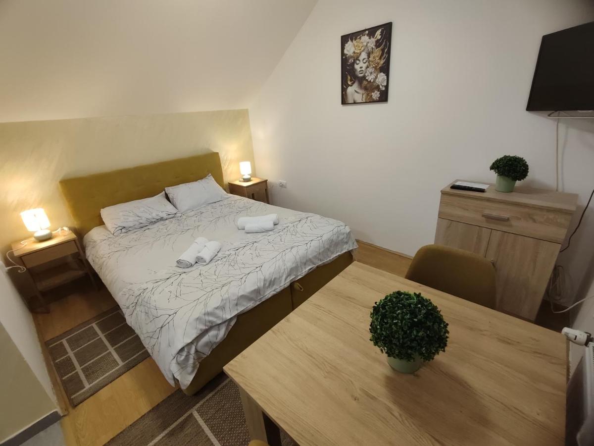 Apartman Stay 23 Studio - Free Parking - Ferienwohnung Smederevo