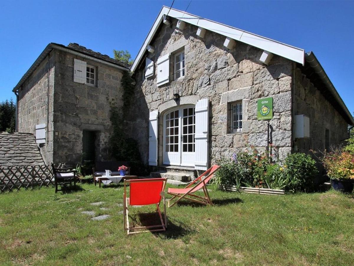 Gîte Nature au Chambon-sur-Lignon: Terrasse, Wifi, Proche Activités et Commerces - FR-1-582-137 - B&B Le Chambon-sur-Lignon