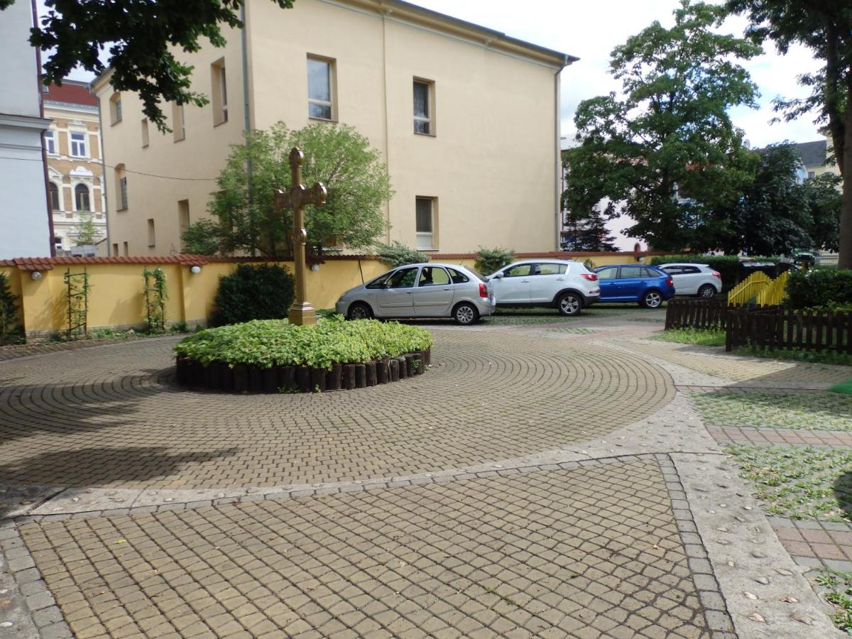 Hotel Zlatý Kříž