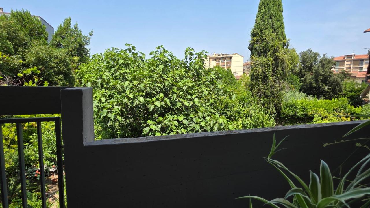 Cecco Bravo apt - B&B Florencia