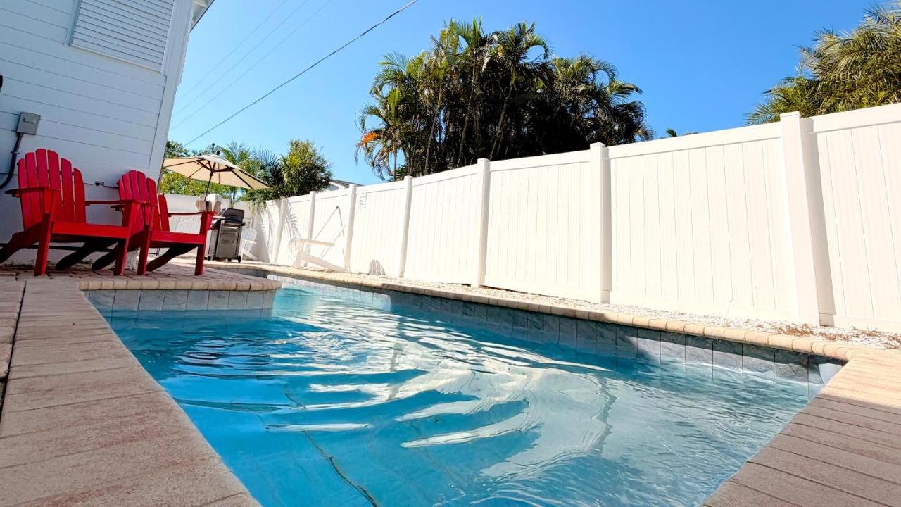 231 Pearl Street, short walk to the beach - Ferienwohnung Fort Myers Beach