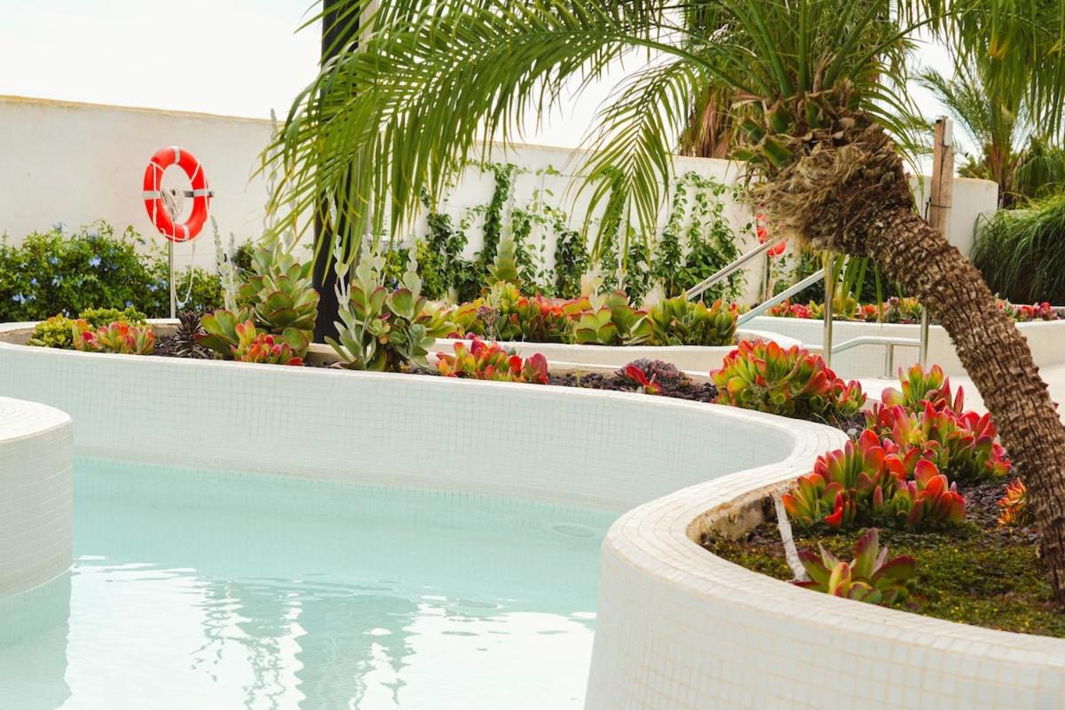 Dos Mundos - B&B Motril