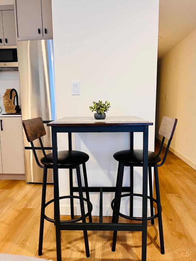 Stylish Studio in Columbia City Seattle - B&B Seattle