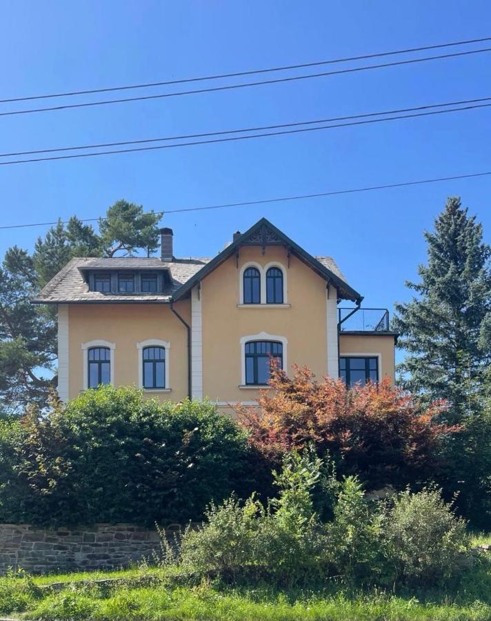 Luxus-Ferienwohnung in der Sternkopf-Engel-Villa - B&B Oederan