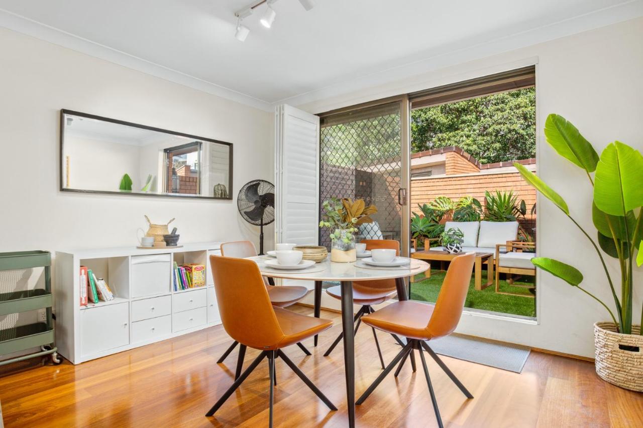 Elegantly Modern 2-Bed In The Heart of Chippendale - B&B Sydney