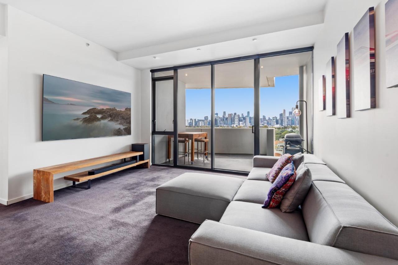 2-Bed, 500m From The Beach with Pool, Gym & Sauna - B&B Melbourne