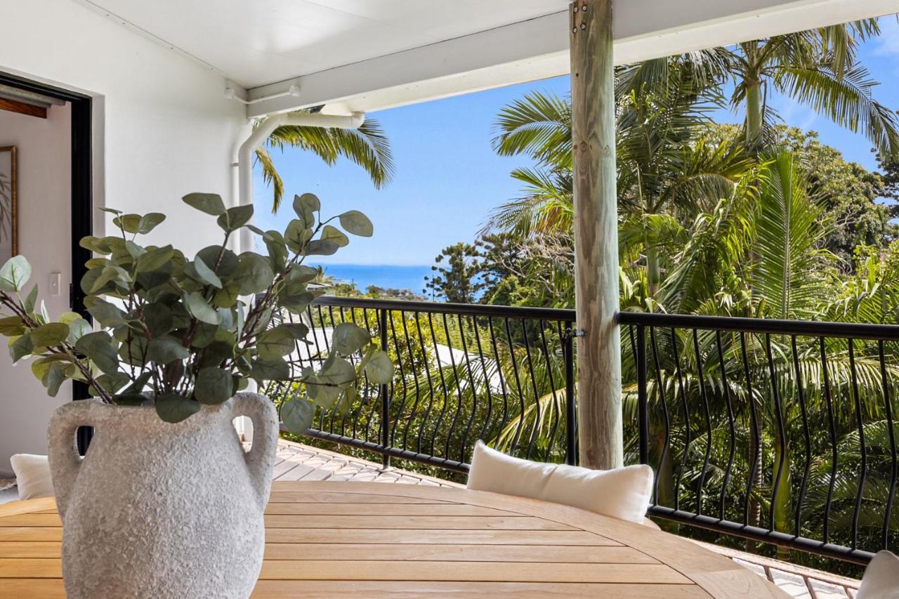 Beachside 4-Bed Retreat with Study Nook & Views - Chambres d’hôtes Coolum Beach