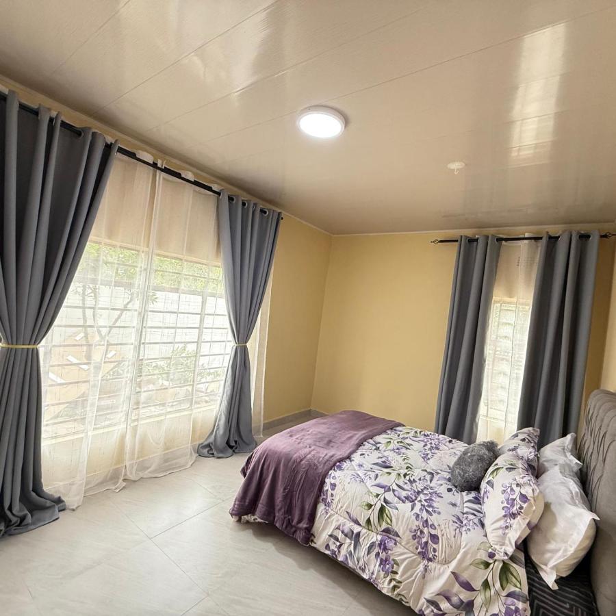 Meanwood Place - B&B Lusaka